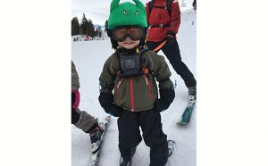 Safety harness for active young skiers