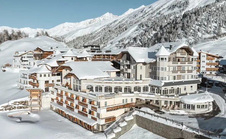 Ski Hotel Alpenaussicht - 1