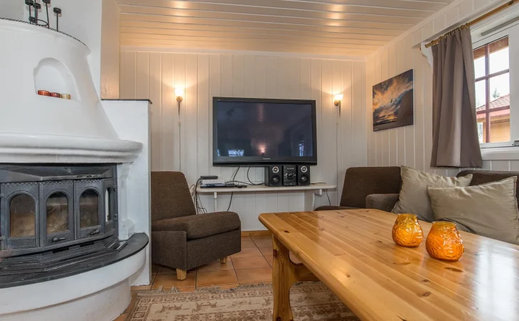 Solbjornlia Apartments – Sleeps 12 - 7