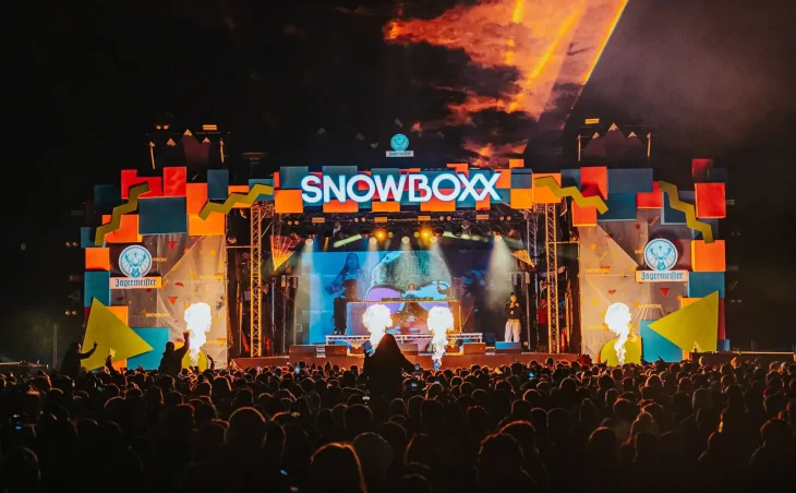 Snowboxx festival stage